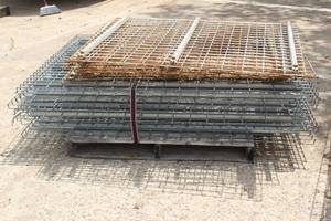 lot 145 image: PALLET OF PALLET RACKING WIRE MESH DECKING&nbsp