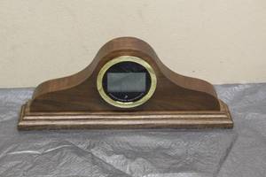 lot 8 image: ATOMIC RADIO CONTROLLED DIGITAL MANTLE WOOD CLOCK HANDCRAFTED BY GALE VANSLYKE&nbsp