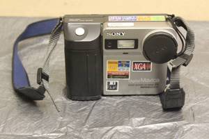 lot 9 image: SONY DIGITAL MARICA MVC-FD81 STILL CAMERA&nbsp