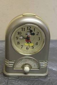 lot 23 image: VINTAGE 1980S THE WALT DISNEY COMPANY 8 H SEIKO QUARTZ QFD206G MUSICAL ALARM CLOCK&nbsp