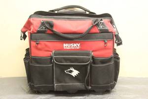 lot 58 image: HUSKY 85568-1N10&nbsp RED WATER RESISTANT CONTRACTORS ROLLING TOOL TOTE BAG WITH EXTENDED HANDLE&nbsp