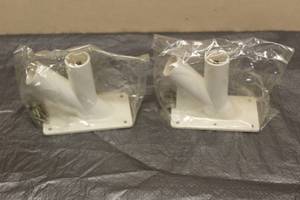 lot 74 image: TOTAL OF 2 DOUBLE FLAG HOLDERS&nbsp