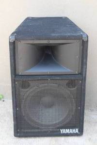 lot 114 image: YAMAHA CLUB SERIES III&nbsp SPEAKER , S112III