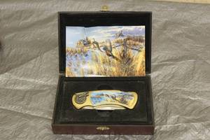 lot 143 image: RARE PHEASANT FARM COLLECTIBLE FOLDING POCKET KNIFE IN WOOD CASE&nbsp