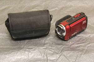 lot 153 image: DXG&nbsp DXG-5B1V HD CAMERA WITH DXG CARRY BAG&nbsp