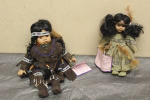 lot 178 image: TOTAL OF 2 VINTAGE NATIVE AMERICAN INDIAN GIRLS GOLDEN MATE PORCELAIN DOLLS WITH COA - MOON GLOW &amp NATURE  SEE PICS&nbsp