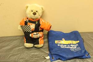 lot 183 image: &nbspHOME DEPOT&nbsp NASCAR TONY STEWART #20 BUILD A BEAR 17 WITH CARRY BAG&nbsp