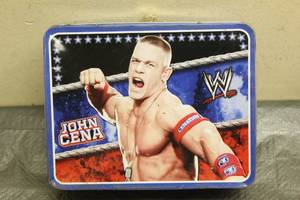 lot 191 image: VINTAGE JOHN CENA TIN LUNCH BOX&nbsp