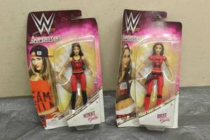 lot 200 image: TOTAL OF 2 MATTEL WWE SUPERSTARS FIGURINES - NIKKI BELLA FGY25  BRIE BELLA FGY25&nbsp IN ORIGINAL BOX