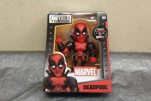 lot 201 image: JADA TOYS MARVEL DEADPOOL METALS DIE CAST M50&nbsp