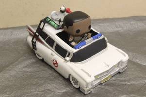 lot 207 image: FUNKO POP 2014 GHOSTBUSTER&nbsp ECTO-1 CAR&nbsp WITH FUNKO POP&nbsp WINSTON ZEDDEMORE&nbsp &nbspVINYL FIGURINE&nbsp&nbsp