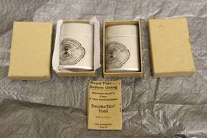 lot 211 image: TOTAL OF 2 VINTAGE MARLBORO SMOKE TIN TOOL  SEE PICS&nbsp