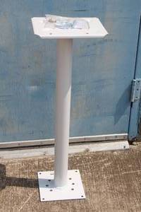 lot 15 image: DEDOES CYCLONE 0915P PEDESTAL , 31 H&nbsp