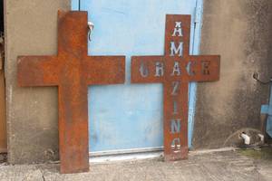 lot 16 image: TOTAL OF 2- TALL METAL&nbsp CROSS INDOOR OUTDOOR DECOR&nbsp 46 H X 30.5 W- AMAZING GRACE &amp CRUCIFIX CROSS&nbsp