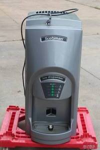 lot 17 image: SCOTSMAN MODEL MDT2C12A-1A COUNTER TOP&nbsp ICE MAKERDISPENSER PHASE1&nbsp