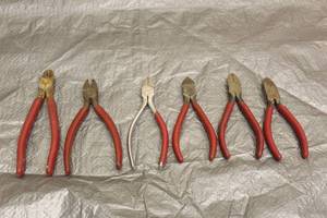 lot 49 image: TOTAL OF 6 PISTOL GRIPS WIRE STRIPPERS&nbsp WITH RED HANDLES&nbsp