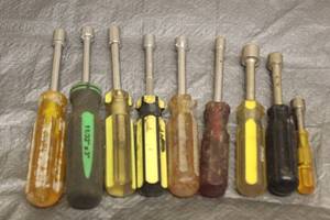 lot 69 image: TOTAL OF 9- ASSORTED SIZEBRAND NUT DRIVERS&nbsp