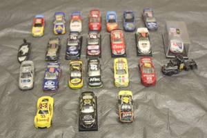 lot 152 image: TOTAL OF 24 VINTAGE NASCAR ASSORTED ADVERTISING DIECAST  SEE PICS&nbsp