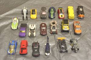 lot 154 image: TOTAL OF 20 VINTAGE HOTWHEEL CARS&nbsp