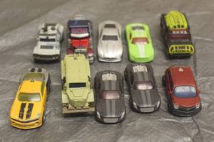 lot 156 image: TOTAL OF 10 HASBRO TRANSFORMER DIECAST CARS  SEE PICS&nbsp