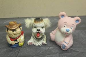 lot 196 image: TOTAL OF 3 VINTAGE PIGGY MONEY COIN BANK&nbsp