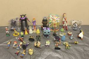 lot 197 image: GENEROUS AMOUNT OF COLLECTIBLE ACTION FIGURES SEE PICS&nbsp