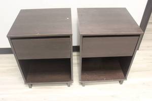 lot 21 image: TOTAL OF 2 ESPRESSO WOODEN NIGHT STAND WITH DRAWER , 19L X 17 X 26H&nbsp