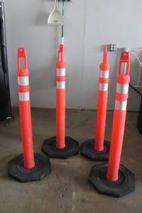 lot 29 image: TOTAL OF 4 PUBLIC SAFETY LOOPER CONES WITH REFLECTIVE STRIPES&nbsp