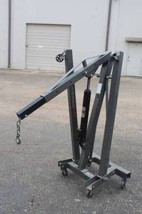 lot 40 image: PITTSBURGH AUTOMOTIVE HEAVY DUTY 8 TON LONG RAM&nbsp