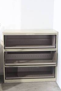 lot 85 image: LATERAL FILING CABINET