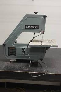 lot 100 image: DELTA 28-2160 TABLE TOP ELECTRIC SCROLL SAW