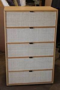 lot 124 image: NEW AMANI NATURAL CANE 5 DRAWER CHEST