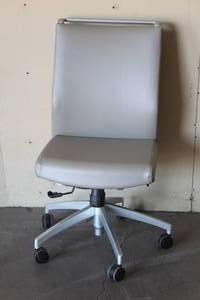 lot 24 image: SIT ON IT ADJUSTABLE OFFICE CHAIR&nbsp