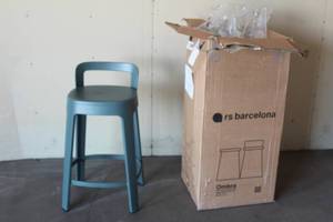 lot 30 image: RS BARCELONA BY EMILIANA DESIGN STUDIO GREENBAR STOOL WITH BACK REST
