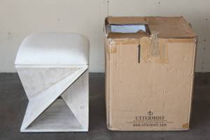 lot 46 image: UTTERMOST BENUE WHITE WASHED ACCENT STOOL 23559
