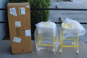 lot 156 image: TOTAL OF 2 FLINT YELLOW 24&nbsp COUNTER BAR STOOLS ,660-568 MADE IN INDIA&nbsp