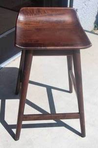 lot 112 image: EAC WAINSCOTT CNTR WOOD BAR STOOL 24 TALL