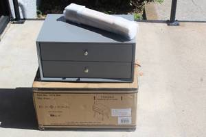 lot 113 image: ELK HOME 1572-004 2 DRAWER NIGHT STAND&nbsp