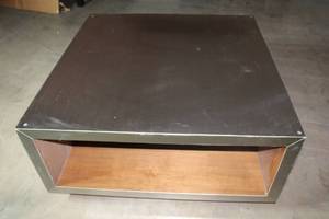 lot 163 image: STAINLESS STEEL COFFEE TABLE&nbsp &nbsp42 L X 42 W X 21 H&nbsp
