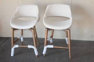 lot 177 image: TOTAL OF 2 LUMISOURCE CREAM NOISE FABRIC WOOD BASE COUNTER BAR STOOLS , STB-FABRICOCR2&nbsp