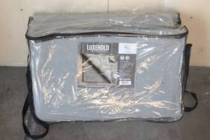 lot 179 image: ORIENTAL WEAVERS LUXEHOLD GREY RUG PAD , 9FT. X 12FT.&nbsp