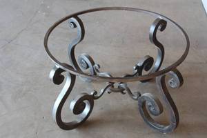 lot 185 image: HEAVY WROUGHT IRON ROUND COFFEE TABLE BASE ONLY  30 DIAM&nbsp