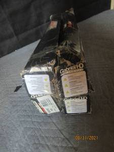 lot 34 image: 4 FLEET LINE HEAVY DUTY TRUCK SHOCKS 85000