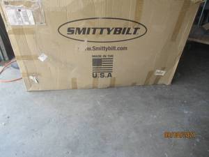 lot 70 image: SET OF 4 FENDER FLARES BUSHWACKER MAX POCKET STYLKE 50921-02