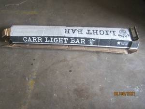 lot 81 image: CARR LIGHT BAR 21011 BAR ONLY NO LIGHT