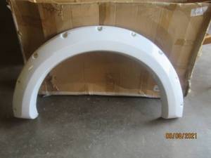 lot 96 image: SET OF 4 FENDER FLARES 033145
