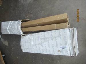 lot 113 image: LUND NERF BARS 24284295  2005 - 2019 TACOMA DOUBLE CAB