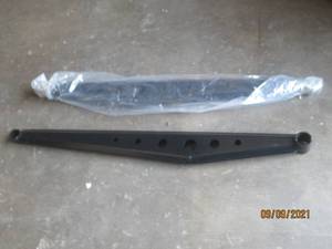 lot 118 image: SET OF TRACTION BARS EXP 72301B F250 F350 2011  -2016