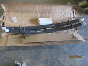lot 165 image: SET ICON FRONT LEAF SPRINGS T58510