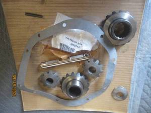 lot 166 image: SPIDER GEAR KIT